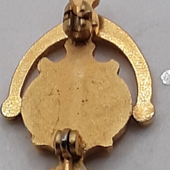 COPY - Avon Exclusive Representative Lapel Pin Door Knocker Avon Calling Vintag… - Picture 8 of 9